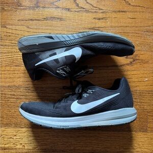 Nike Zoom Structure 21 Athletic Shoes